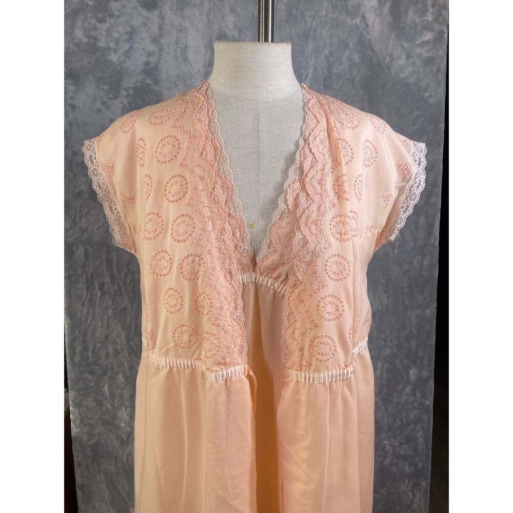 Vintage 60s 70s peach embroidered cotton nightgown robe peignoir lace babydoll‎ - Picture 6 of 9